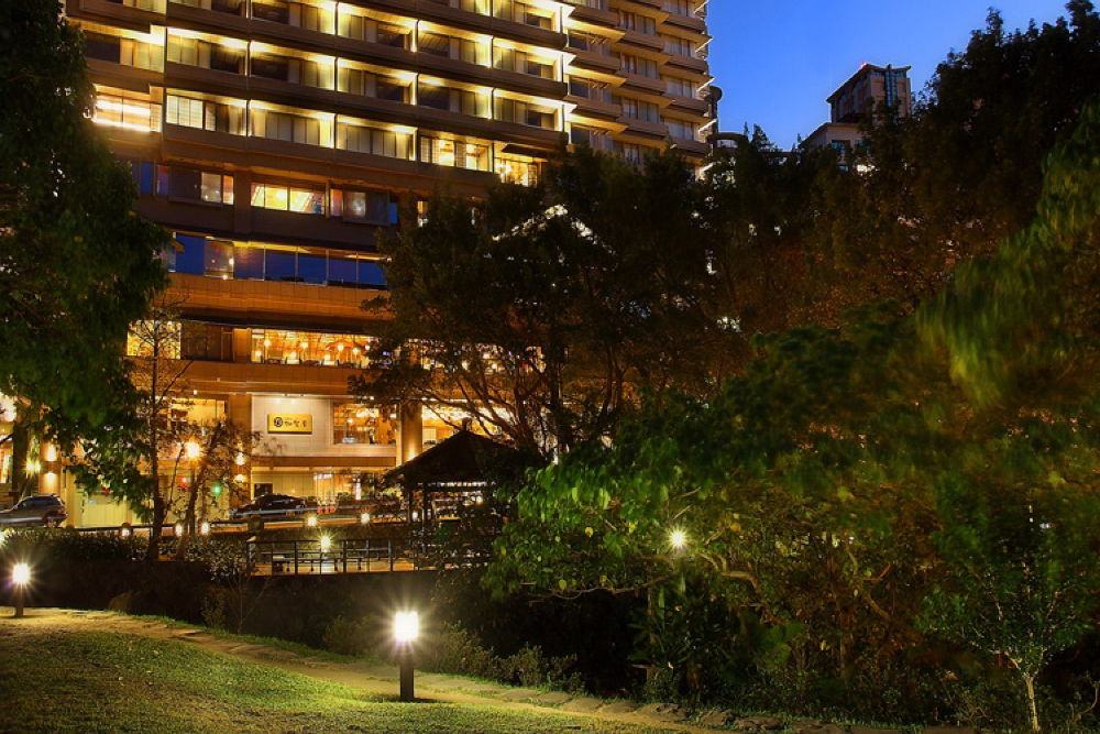 台北日勝生加賀屋